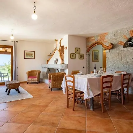 Casa Fralocci * Тортоли